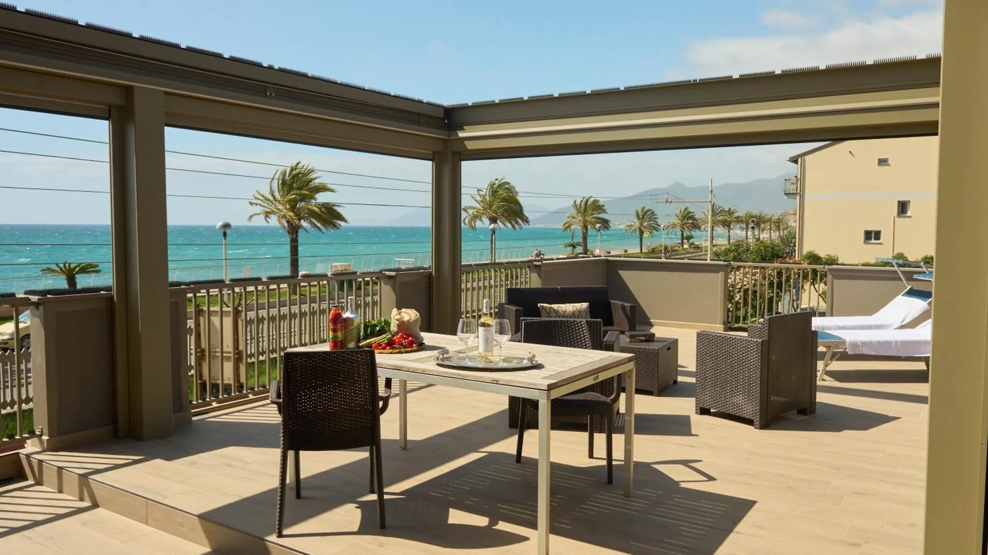 Terrazza Sul Mare A Pietra Ligure Apartment 0*,